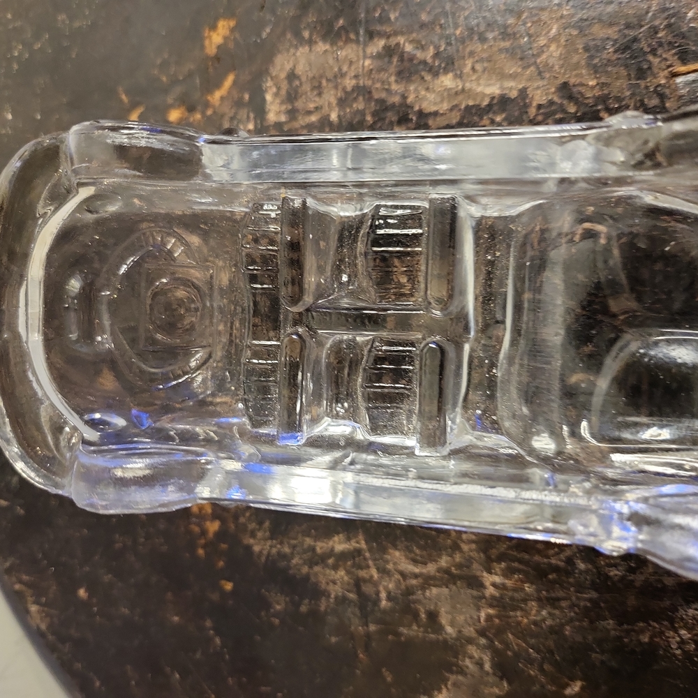 Vintage Glass Volkswagen Bug Paperweight 5.75" - Picture 9 of 9
